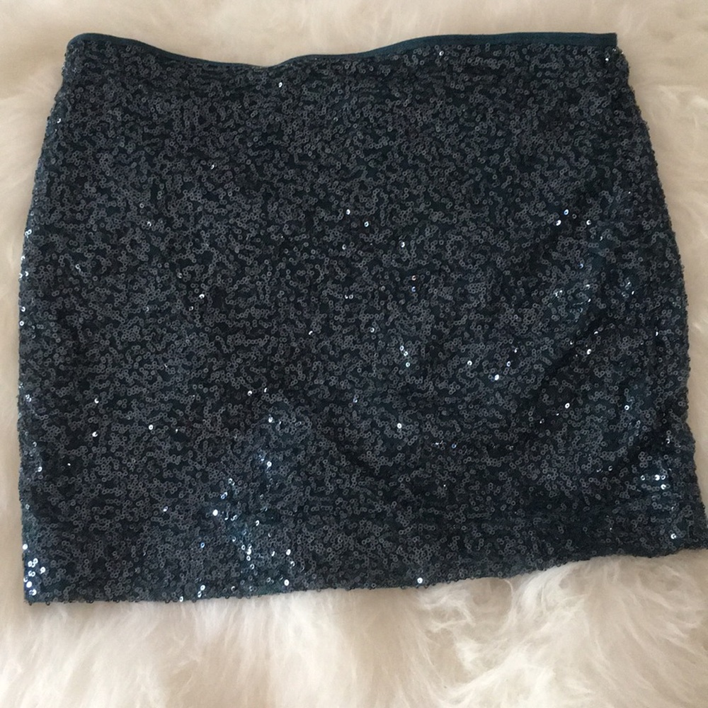 Express skirt.